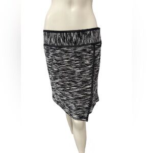 White House Black Market Tweed Skirt Size 8 Asymmetrical Faux Leather Trim